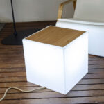 Masuta de cafea cu iluminare si blat de lemn Bora New Garden