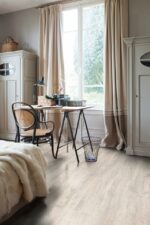 Parchet laminat Quick Step Classic 1653, 8 mm, stejar vintage patina, deschis - imagine 2