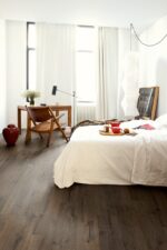 Parchet laminat Quick Step Impressive Ultra 1849, 12 mm, stejar clasic, nuanță maro - imagine 2
