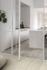 Parchet laminat Quick Step Muse 5485, 8 mm, dusky bluestone - imagine 2