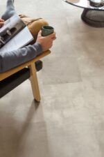 Parchet laminat Quick Step Muse 5491, 8 mm, ciment pătat - imagine 4