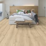 Parchet laminat Quick Step Majestic 3550, 9,5 mm, stejar desert, nuanță naturală deschisă - imagine 2